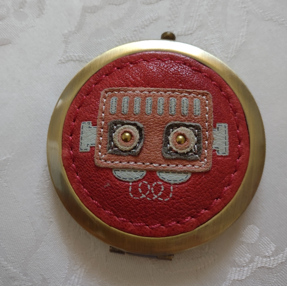 Fossil vintage goldtone red leather decoration compact mirror